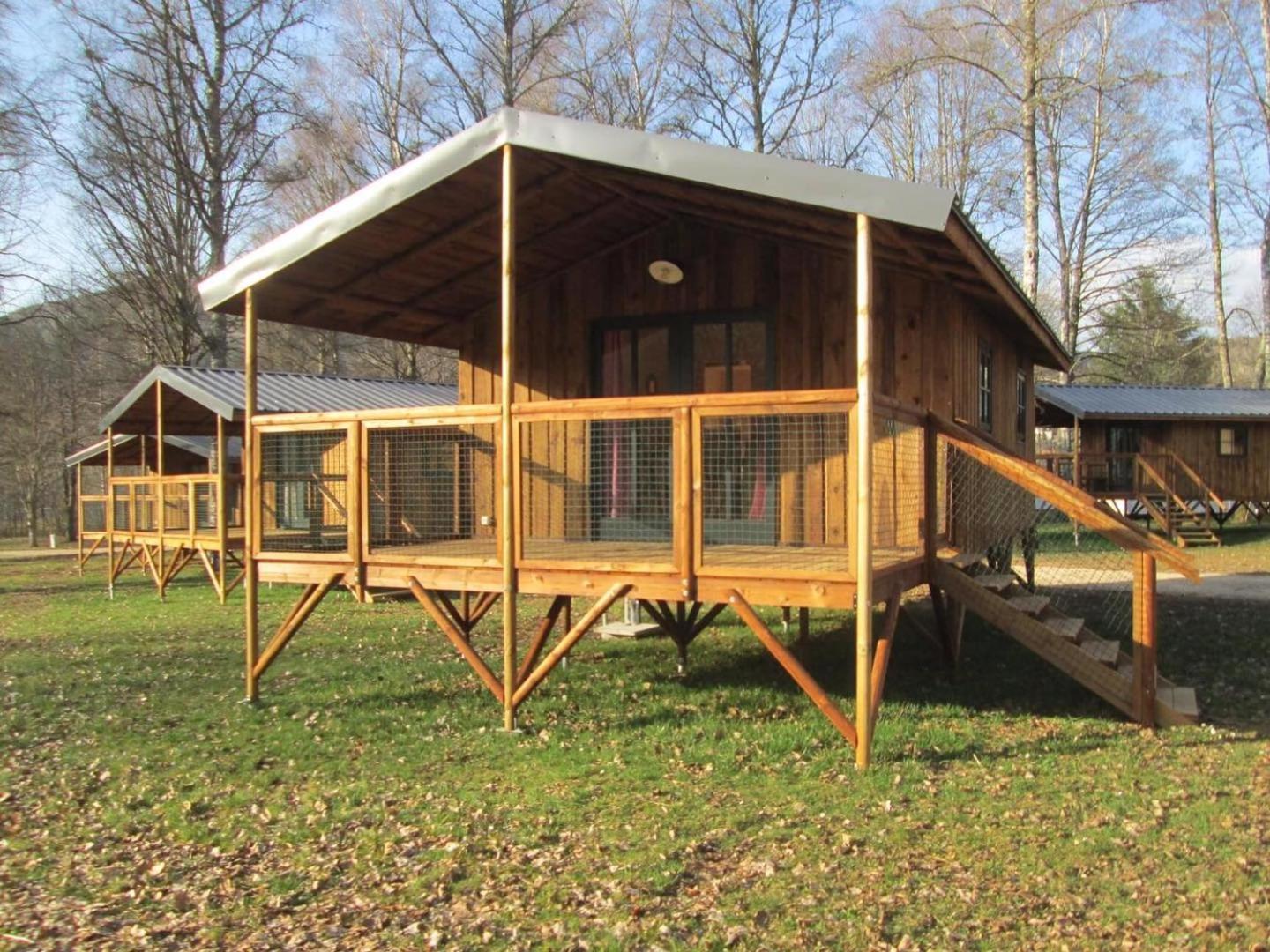 Camping La Borie Basse Condat  Exteriör bild